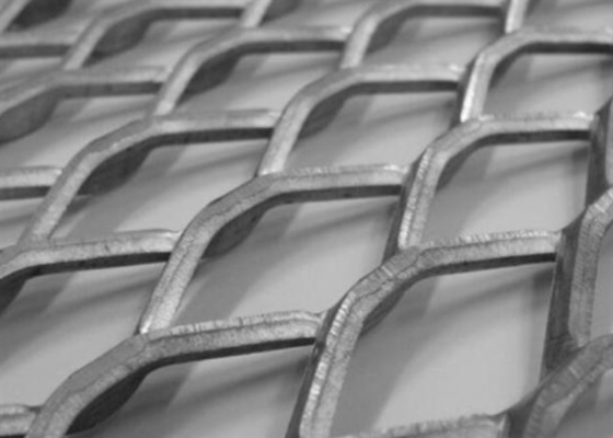 Hot Dip Galvanized Punching Expanded Metal Sheet 4ft X 8ft For Construction