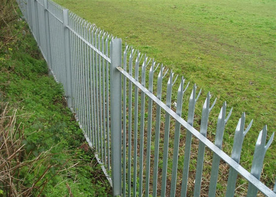 Euro Pvc bedekte 1.8*2.75m de Omheining W Pale For Garden van de Staalpalissade met een laag