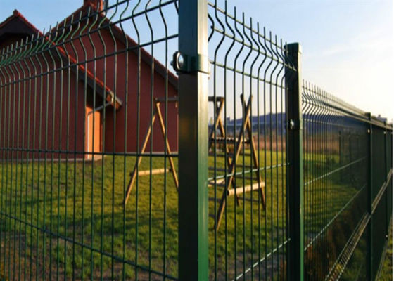 Gegalvaniseerde 3D Driehoeks Buigende Omheining For Farm 4.0mm*50*200mm Anticorrosion
