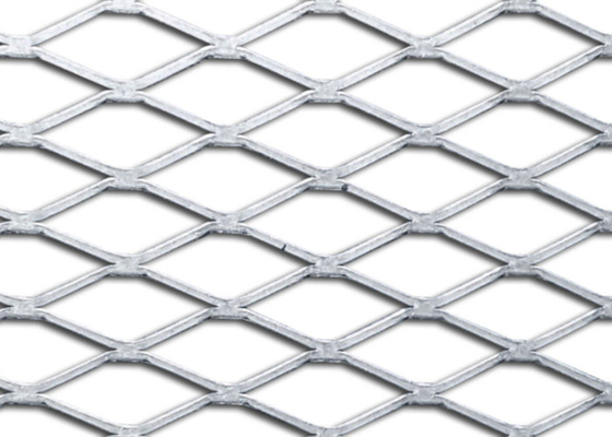 Gegalvaniseerde Uitgebreide Metaaldraad Mesh With Diamond Hole 25 * 50mm 1,2 * 2.4m
