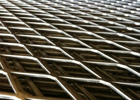 Gegalvaniseerd Uitgebreid Metaal Mesh Sheet For Security 30 * 60mm Gatenoem