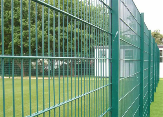 8/6/8mm 60*60*2.0mm Post Duurzaam Dubbel Loop Draad hek Voor Huis / Park