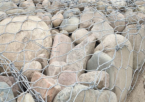 Hexagonaal gabion gaas voor brugbescherming 1*2*0.5m 80*100mm