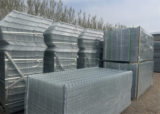3D Curvy Fence 55*200mm Mesh Hole 3.5mm Draad Diameter Voor Woonplaats