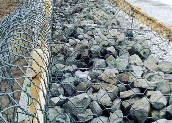 Zink bekleed Galfan Gabion Baskets Civiele techniek 2*1*1m 80*100mm Gat