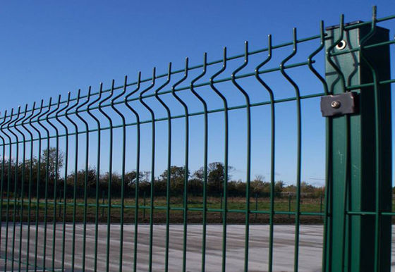 Driehoek 4.0mm 50*200mm Draad Mesh Fence 2.5m Breedte X 2.0m Hoogte