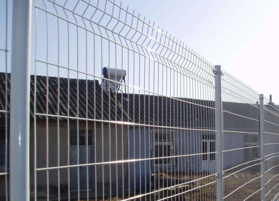 1.8*3.0m Groene Perzik Gevormde Driehoeksomheining For Private Properties