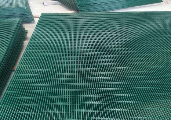 Gegalvaniseerd en poederbedekt 358 Veiligheids hek voor parken / scholen 2 * 2,5m