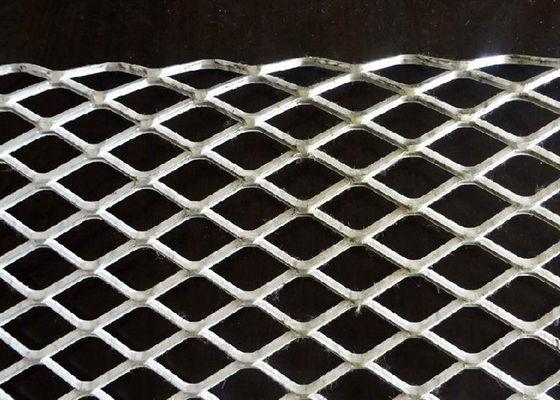 De hete Onderdompeling galvaniseerde 3/4 Afgevlakte Uitgerekte Uitgebreide Metaaldraad Mesh For Stair Treads