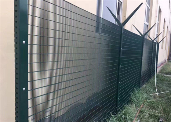 3“ × 0,5“ × 8 Maat 358 Veiligheid die Pvc Met een laag bedekte Groene Kleuren Anti-diefstal Bescherming schermen