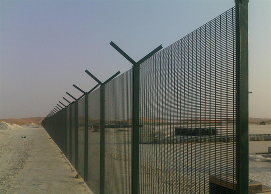 12.7x76.2mm Mesh Hole 358 Gelast Mesh Security Fence For Airport/Gang